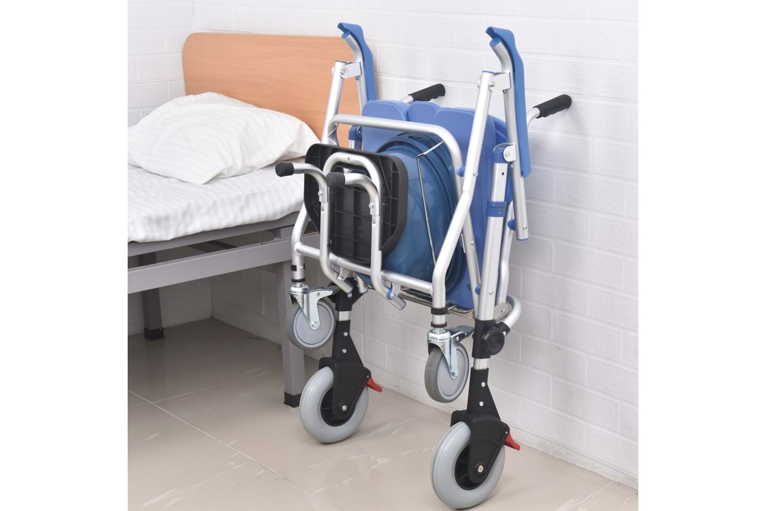 Comfort Plus DM-69U Banyo Tuvalet Özellikli Tekerlekli Sandalye
